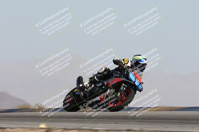 media/Dec-01-2025-Moto Forza (Mon) [[2daa91e15f]]/2-Intermediate Group/Session 2 Turn 9 Entry/